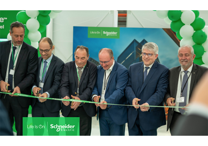 foto noticia La planta de Schneider Electric en Sarel mejora el su rendimiento industrial y reduce las emisiones de carbono.